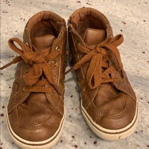 Cat & Jack boots size 12